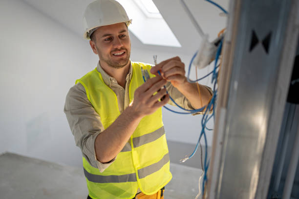 Best Licensed Electrician  in Pretty Bayou, FL